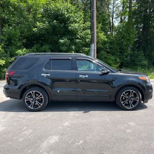 FORD EXPLORER SPORT - 10