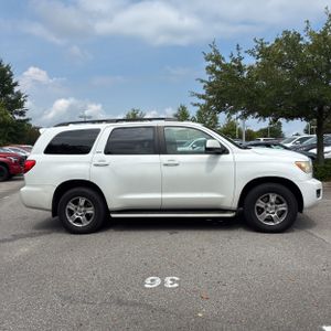 2010 Toyota SEQUOIA SR5 — фото 10