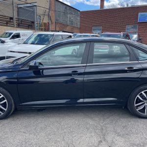 VOLKSWAGEN JETTA SE - 4