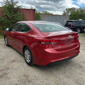 HYUNDAI ELANTRA SE - 5