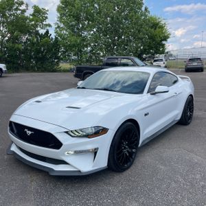 FORD MUSTANG GT PREMIUM - 1