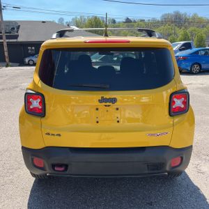 JEEP RENEGADE TRAILHAWK - 7