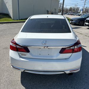 HONDA ACCORD EX-L - 7