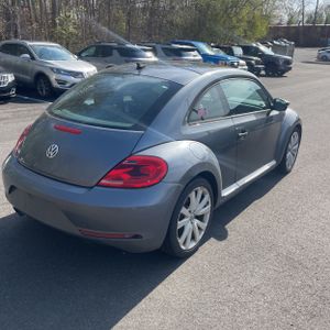 VOLKSWAGEN BEETLE 1.8T - 8