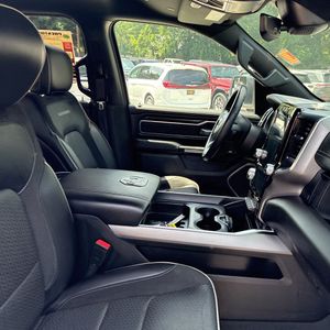 2023 RAM 1500 LARAMIE thumbnail 32