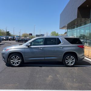 CHEVROLET TRAVERSE HIGH COUNTRY - 3