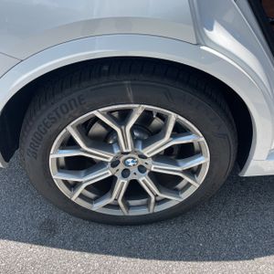 صورة مصغرة 19 لـ 2024 BMW X7 XDRIVE40I