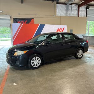 2013 Toyota COROLLA L photo 3