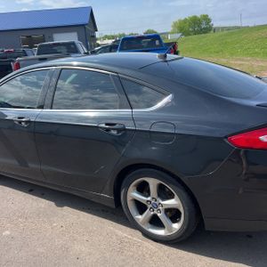 FORD FUSION SE - 6