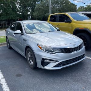 2020 KIA OPTIMA LX — миниатюра 12