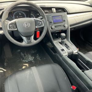 صورة مصغرة 35 لـ 2020 Honda CIVIC LX