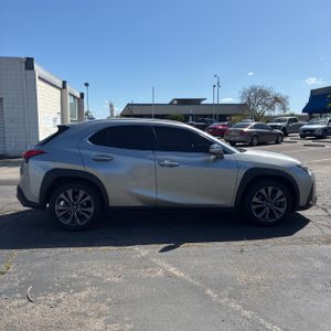 LEXUS UX 250H F SPORT - 10
