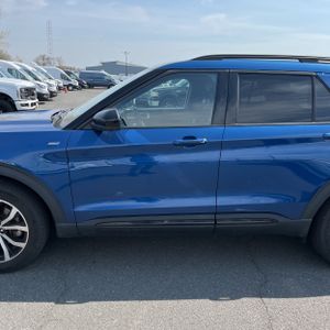 FORD EXPLORER ST-LINE - 4