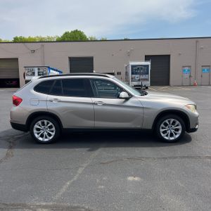 BMW X1 XDRIVE28I - 10