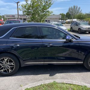 2022 Genesis GV70 2.5T STANDARD — фото 10