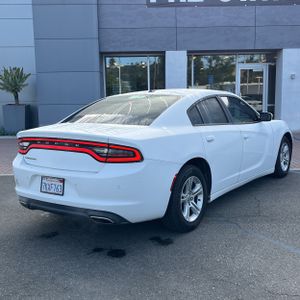 DODGE CHARGER SE - 8