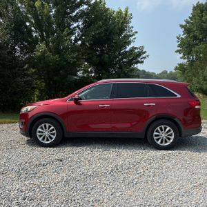 2017 KIA SORENTO LX V6 photo 3