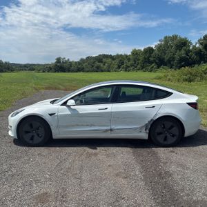 صورة 3 لـ 2023 Tesla MODEL 3 BASE
