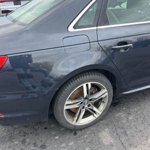 AUDI A4 2.0T PREMIUM - 9