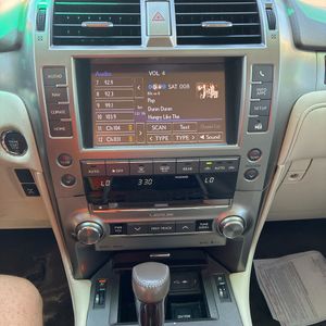 2018 Lexus GX 460 BASE — миниатюра 37