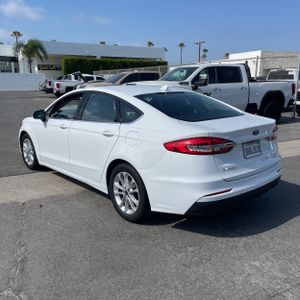 FORD FUSION SE - 5