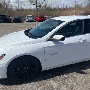 CHEVROLET MALIBU 1LT - 2