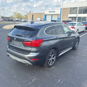 BMW X1 XDRIVE28I - 8