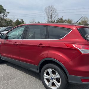 FORD ESCAPE SE - 6