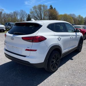 HYUNDAI TUCSON - 8