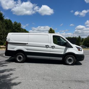 FORD TRANSIT 150 - 10