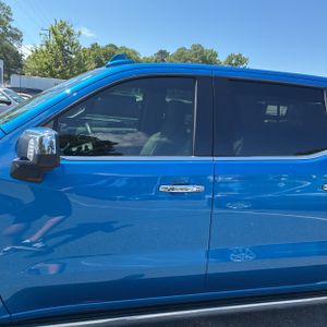 2022 Chevrolet SILVERADO 1500 LTZ 照片 4