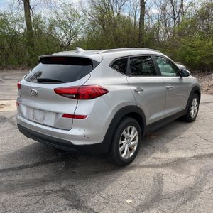 HYUNDAI TUCSON VALUE - 8
