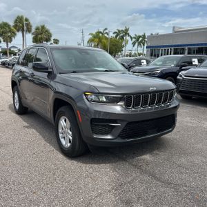 2023 JEEP GRAND CHEROKEE LAREDO — миниатюра 12