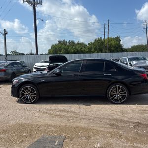 2019 Mercedes-BENZ E-CLASS AMG 照片 3