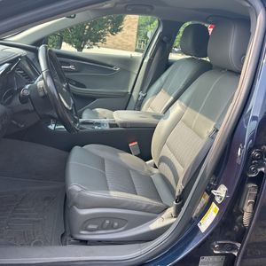 2017 Chevrolet IMPALA LT — миниатюра 32
