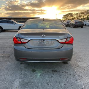 HYUNDAI SONATA GLS - 7