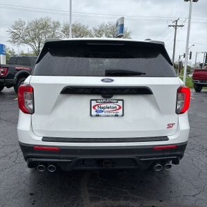 FORD EXPLORER ST - 7