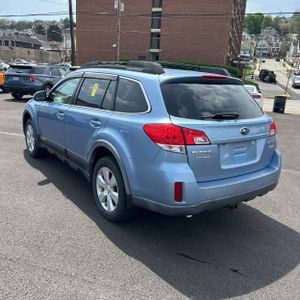SUBARU OUTBACK PREMIUM - 5