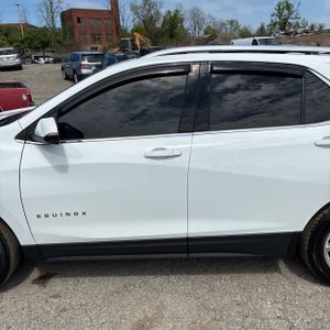 CHEVROLET EQUINOX LT - 4