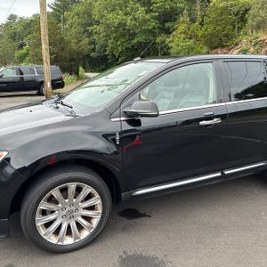 صورة 2 لـ 2012 Lincoln MKX BASE