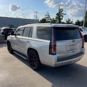 CADILLAC ESCALADE LUXURY - 5