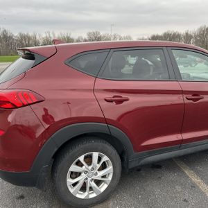 HYUNDAI TUCSON SE - 9