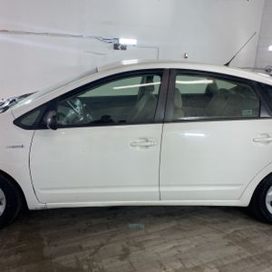 TOYOTA PRIUS - 4