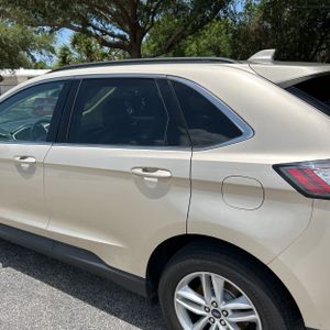 FORD EDGE SEL - 6