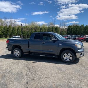 TOYOTA TUNDRA - 10