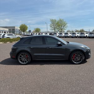 PORSCHE MACAN GTS - 10