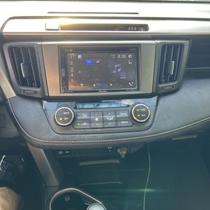 2017 Toyota RAV4 XLE 缩略图 38