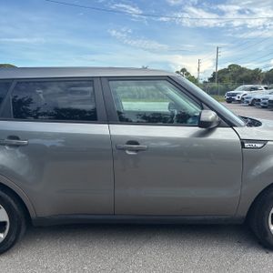 2017 KIA SOUL BASE 照片 11