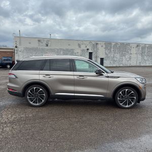 LINCOLN AVIATOR RESERVE - 10