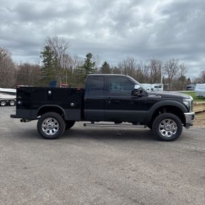 FORD F-250 SUPER DUTY LARIAT - 10